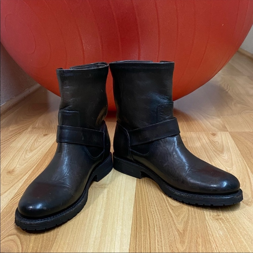 🍩🍪SOLD - FRYE WOMEN’S VERONICA DARKBROWN LEATHER - Picture 4 of 8